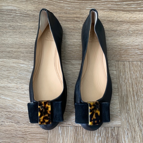 NWOT Tory Burch Black and Tortoise Shell Flats(8) - Picture 2 of 7